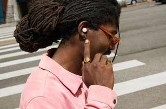 Pixel Buds Pro 2 get Adaptive Audio, gesture controls and more in latest update