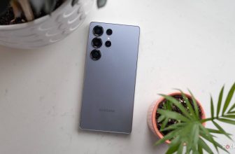 My Galaxy phone auto-reboots itself once a week