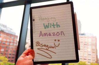 I tried the new Kindle Scribe Colorsoft and was shocked by one thing