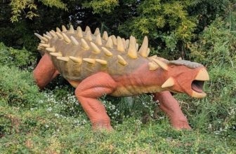New Jersey Theme Park Puts Animatronic Dinosaurs on Facebook Marketplace as It Shuts Down