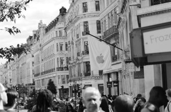 Apple loses UK antitrust lawsuit over App Store fees