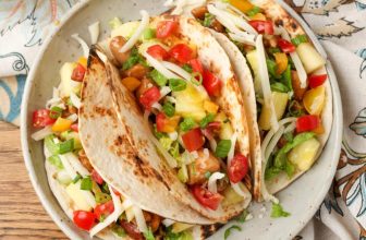 Pineapple Chicken Tacos – Barefeet in the Kitchen