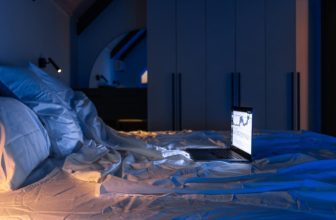 Scientists Uncover Yet Another Reason to Sleep in Total Darkness