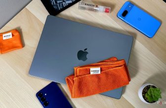 Doing this one thing could completely wreck your laptop screen