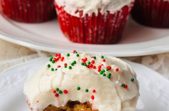 GINGERBREAD CUPCAKES – The Southern Lady Cooks