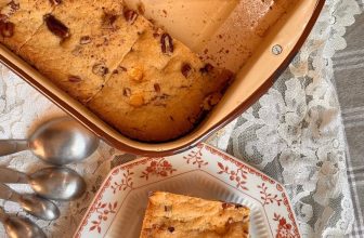 BUTTERSCOTCH PECAN BLONDIES – The Southern Lady Cooks